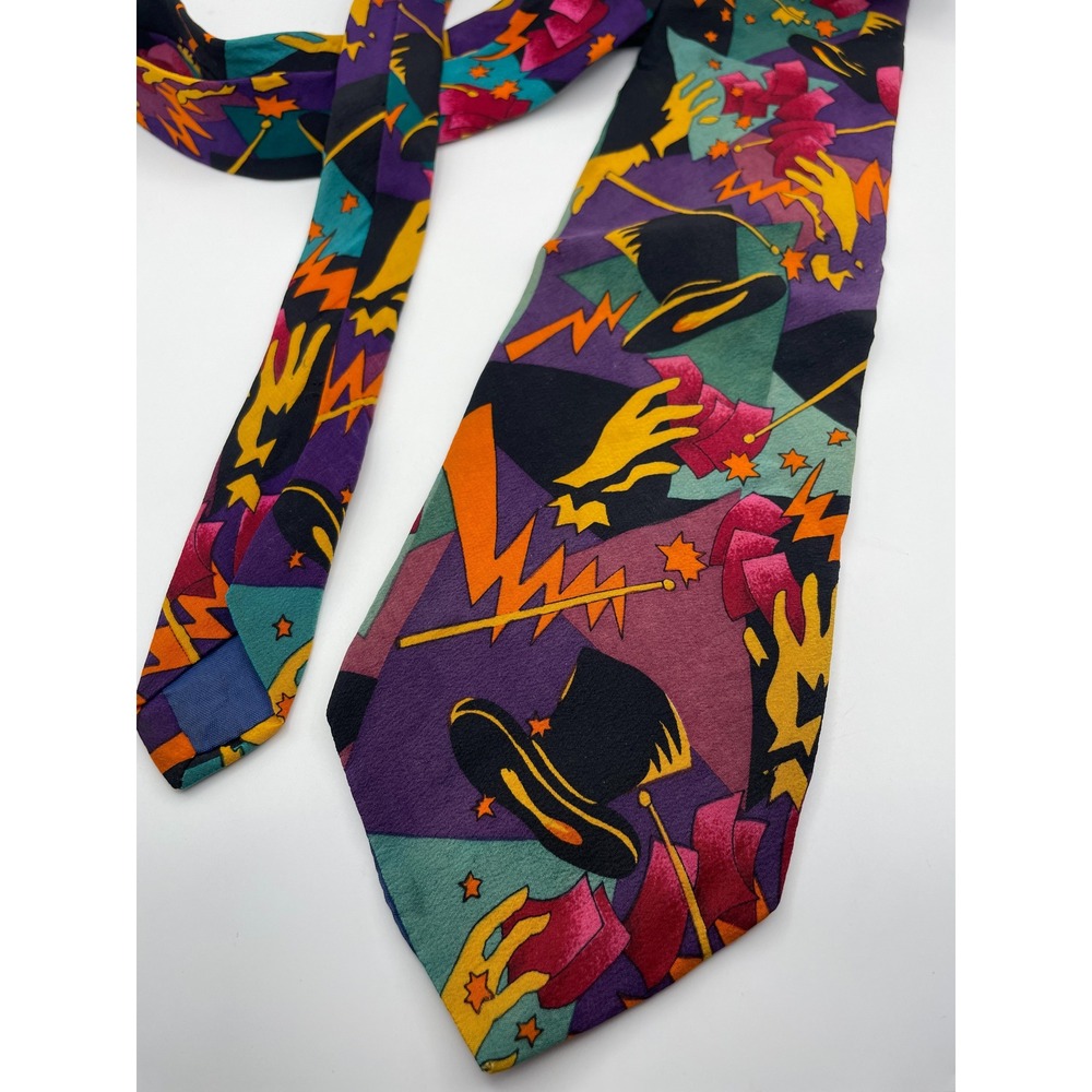 Vintage 1991 The Beatles Magical Mystery Tour Silk Tie Manhattan Menswear Group